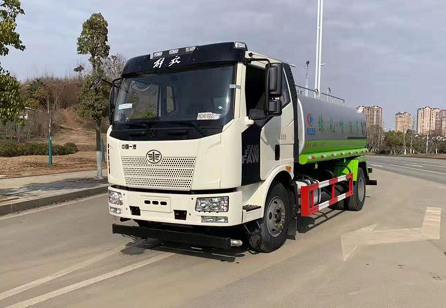 解放15方灑水車(chē)(國(guó)六)