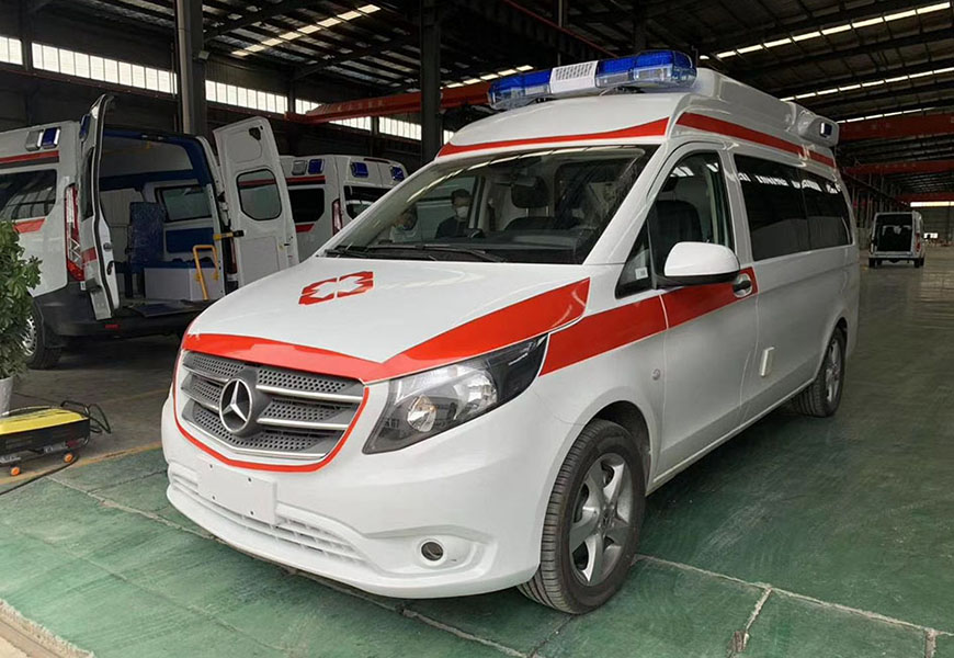 國(guó)六奔馳威霆救護(hù)車(chē)