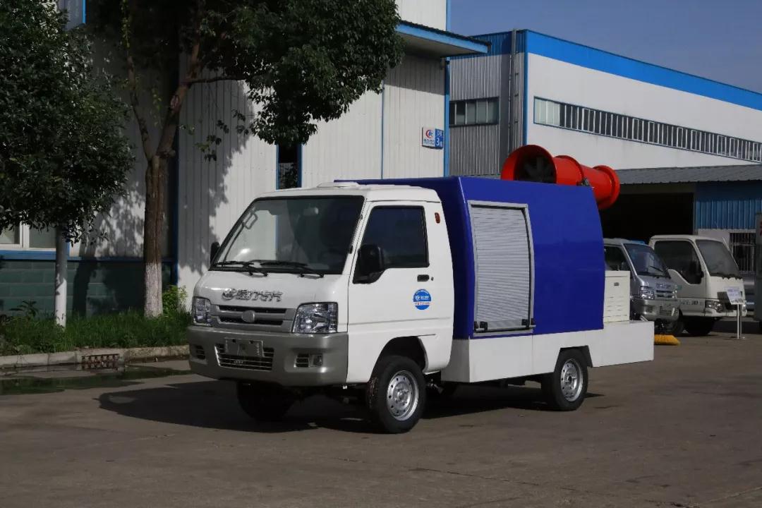 程力新能源人工智能搶險救援車首批訂單圓滿交車，為國家電網(wǎng)提供一流產(chǎn)品